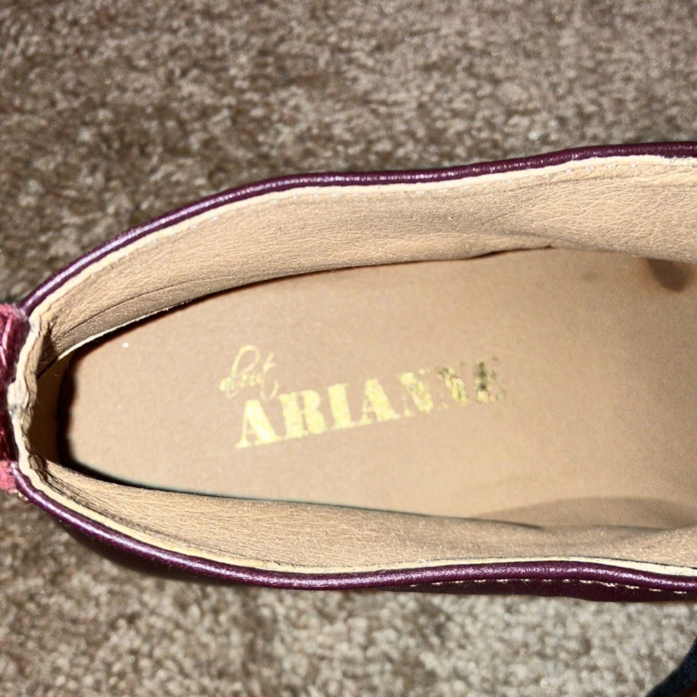 About Arianne Booties - Picture 5 of 6